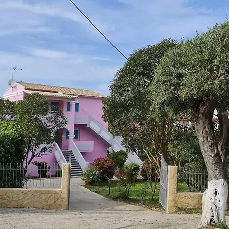 Rosa Apartment